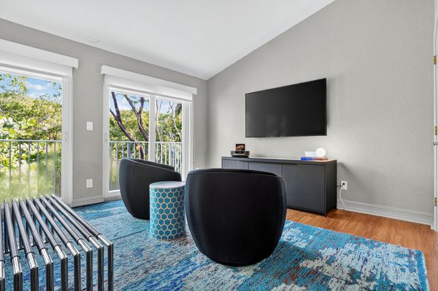 1777 NE 4th Avenue B3, Fort Lauderdale, FL 33305