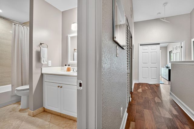 1777 NE 4th Avenue B3, Fort Lauderdale, FL 33305