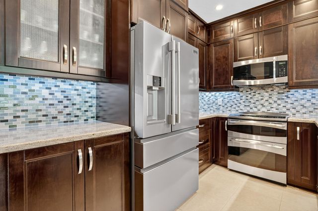 1777 NE 4th Avenue B3, Fort Lauderdale, FL 33305