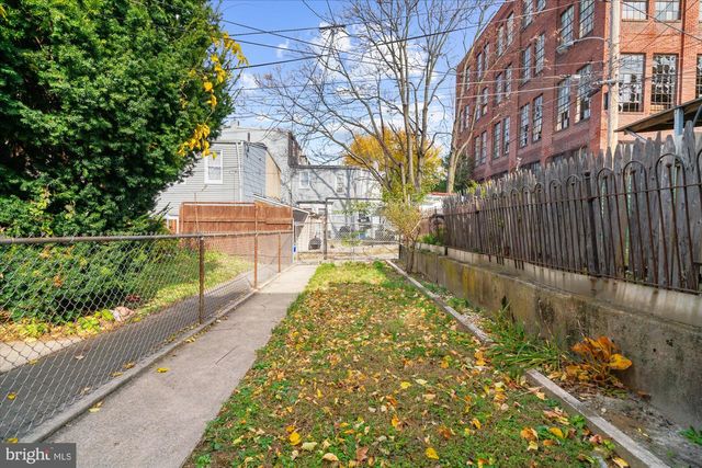 1141 GREEN ST, Reading, PA 19604