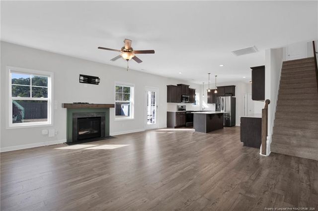 3850 Standardbred Drive, Hope Mills, NC 28348