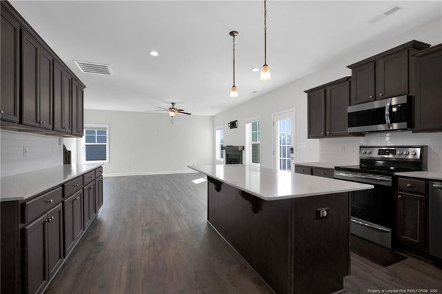 3850 Standardbred Drive, Hope Mills, NC 28348