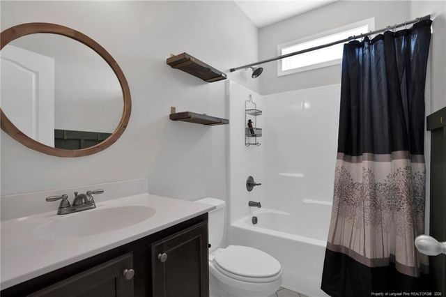 3850 Standardbred Drive, Hope Mills, NC 28348