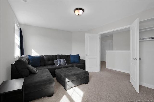 3850 Standardbred Drive, Hope Mills, NC 28348