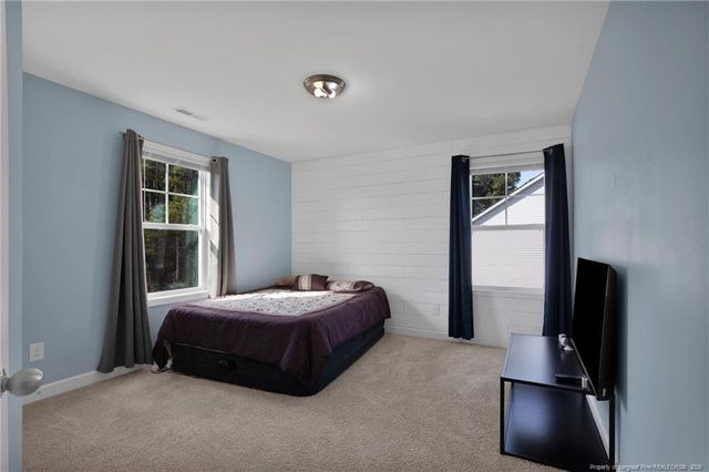 3850 Standardbred Drive, Hope Mills, NC 28348