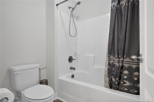 3850 Standardbred Drive, Hope Mills, NC 28348