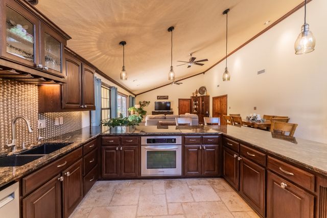 1200 Melony Drive B, Sulphur Springs, TX 75482
