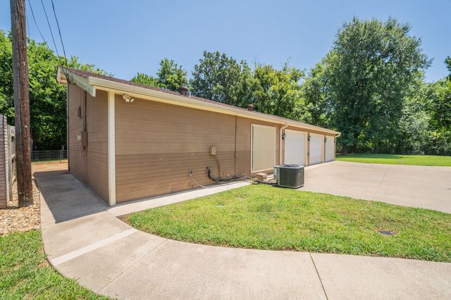 1200 Melony Drive B, Sulphur Springs, TX 75482