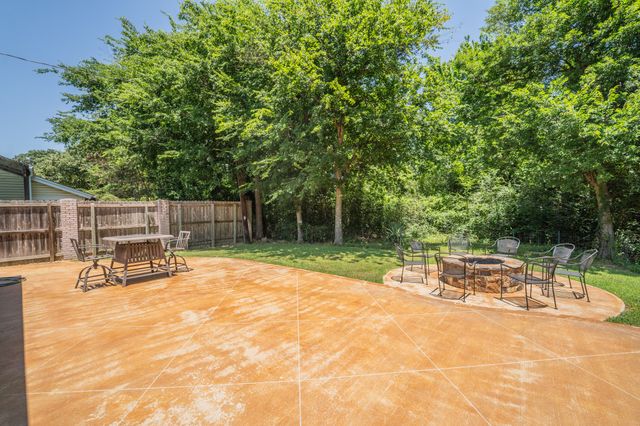 1200 Melony Drive B, Sulphur Springs, TX 75482