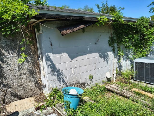 6810 SHADY ACRES BOULEVARD, New Port Richey, FL 34653