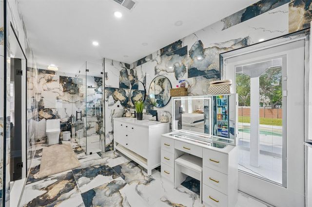 5201 HUNTINGTON STREET NE, St Petersburg, FL 33703