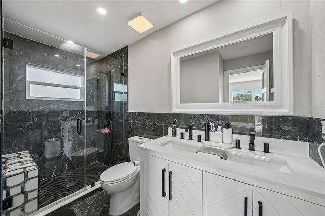 5201 HUNTINGTON STREET NE, St Petersburg, FL 33703