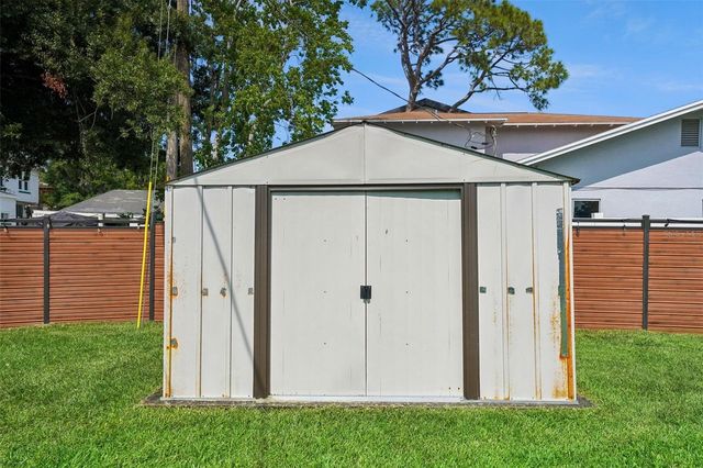 5201 HUNTINGTON STREET NE, St Petersburg, FL 33703
