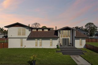 5201 HUNTINGTON STREET NE, St Petersburg, FL 33703