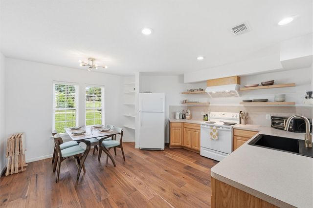 281 Fishermans Bend Drive, Point Blank, TX 77364