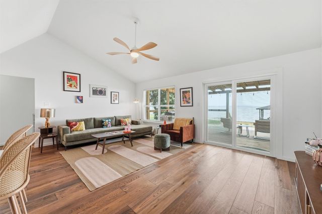 281 Fishermans Bend Drive, Point Blank, TX 77364