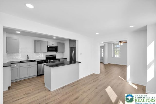 200 North 7th Street, Easton, PA 18042
