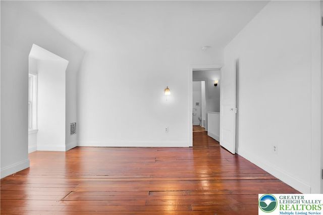 200 North 7th Street, Easton, PA 18042