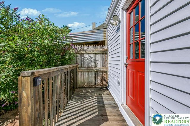 200 North 7th Street, Easton, PA 18042