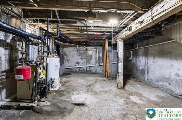 200 North 7th Street, Easton, PA 18042