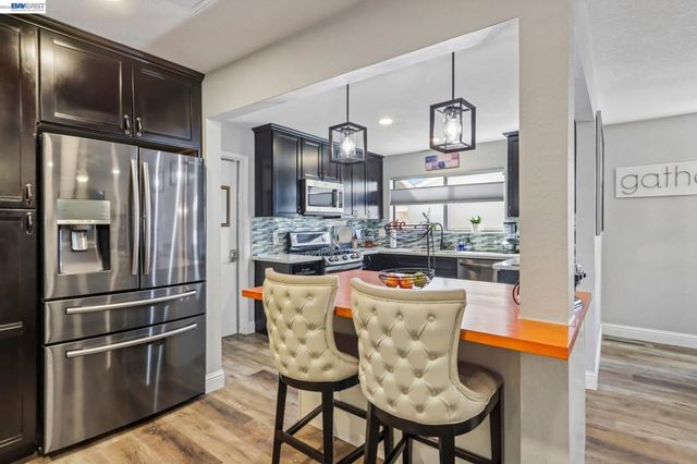 24653 Surrey Way, Hayward, CA 94544