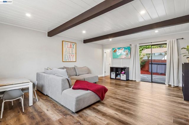 24653 Surrey Way, Hayward, CA 94544