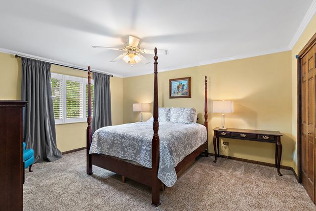 2701 Crystal Way, Crystal Lake, IL 60012