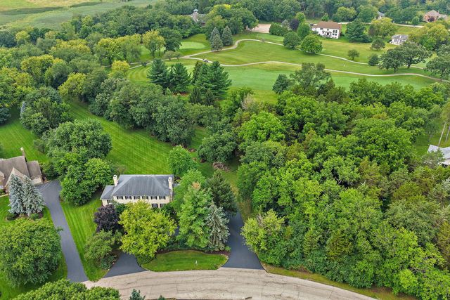 2701 Crystal Way, Crystal Lake, IL 60012