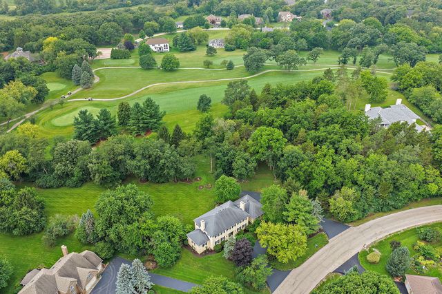 2701 Crystal Way, Crystal Lake, IL 60012