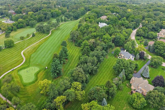 2701 Crystal Way, Crystal Lake, IL 60012
