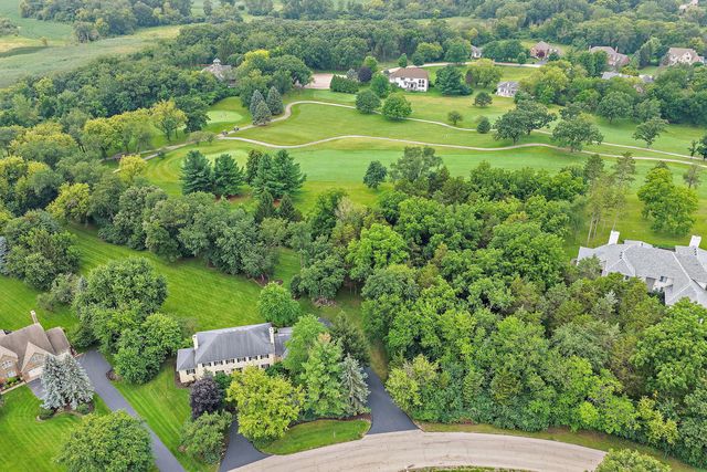 2701 Crystal Way, Crystal Lake, IL 60012