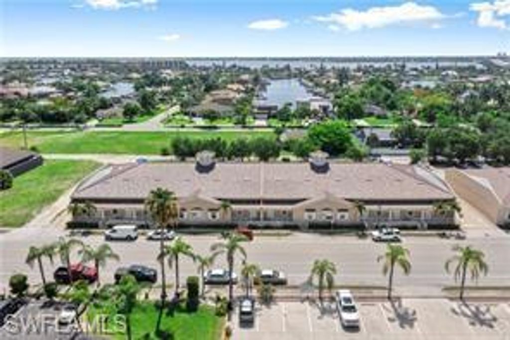 4519 SE 16th PL 102, CAPE CORAL, FL 33904 — exterior