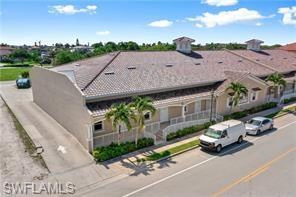 4519 SE 16th PL 102, CAPE CORAL, FL 33904 — photo 2