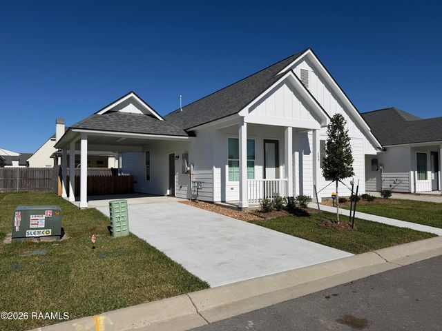 209 Silver Star Court, Youngsville, LA 70592