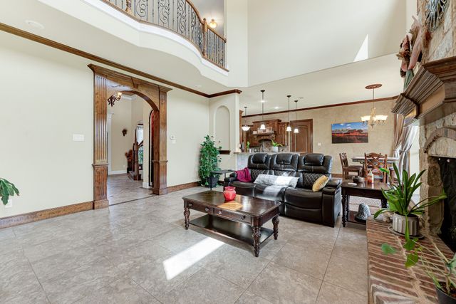 1132 Shadow Lakes Drive, Wills Point, TX 75169