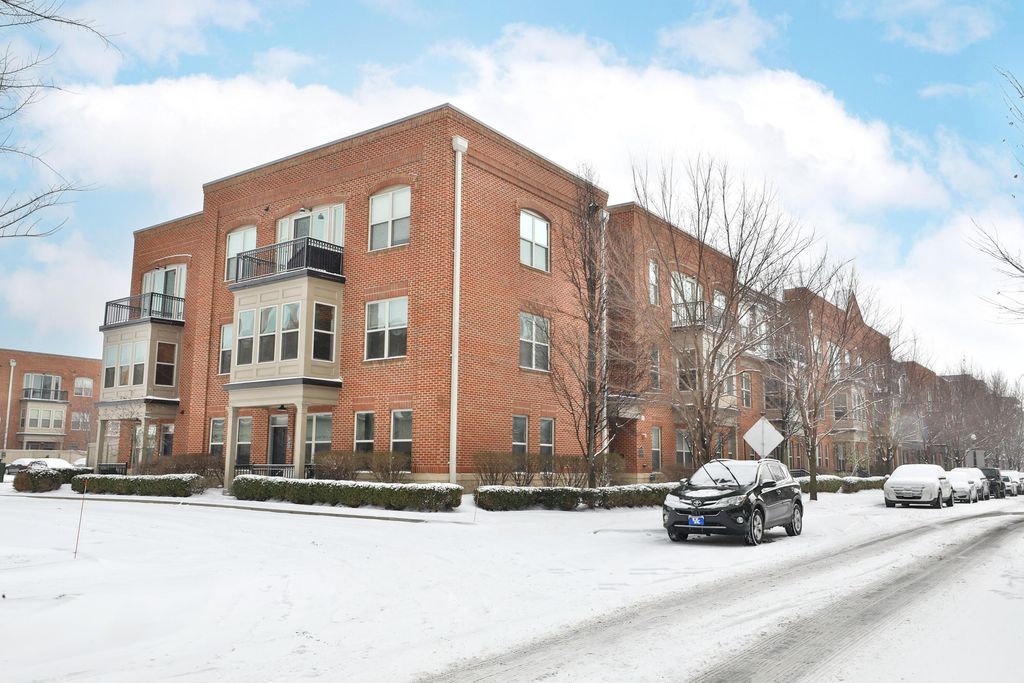 960 Perry Street, 207, Columbus, OH 43215