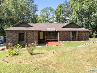 6605 Green Meadow Road NW, Huntsville, AL 35810