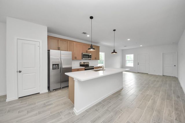 211 19th Street, Hempstead, TX 77445