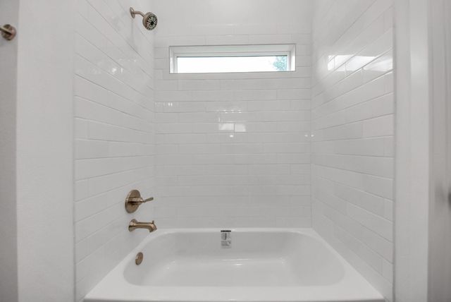 211 19th Street, Hempstead, TX 77445