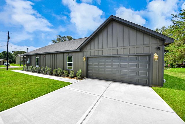 211 19th Street, Hempstead, TX 77445