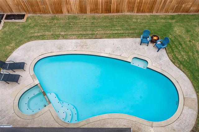 2712 Perry Lane, Alvin, TX 77511