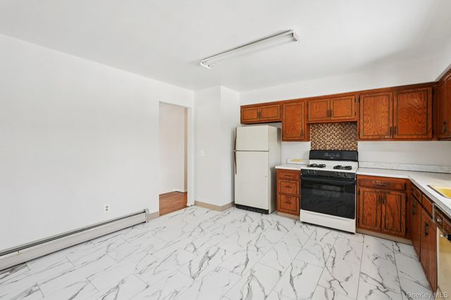 19 Sheridan Avenue, Congers, NY 10920