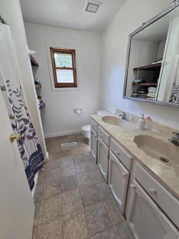 N10280 DEER LAKE ROAD, Crivitz, WI 54114