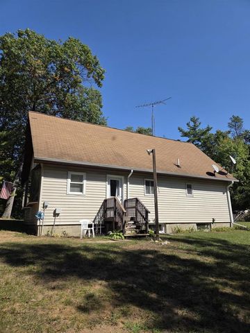 N10280 DEER LAKE ROAD, Crivitz, WI 54114
