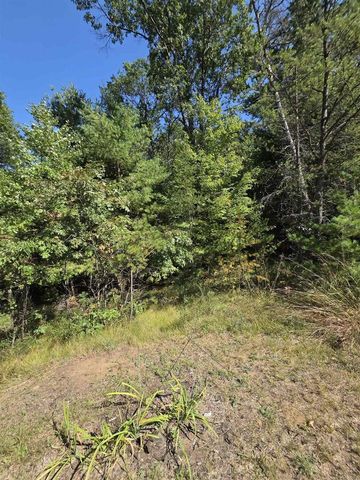 N10280 DEER LAKE ROAD, Crivitz, WI 54114