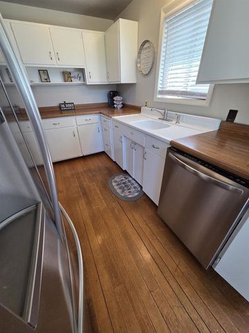 N10280 DEER LAKE ROAD, Crivitz, WI 54114