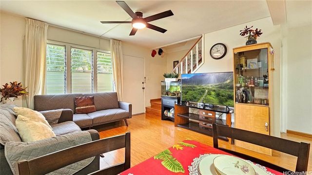 98-1395 Hinu Place 98, Pearl City, HI 96782