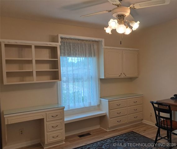 5837 E 62nd Place, Tulsa, OK 74136