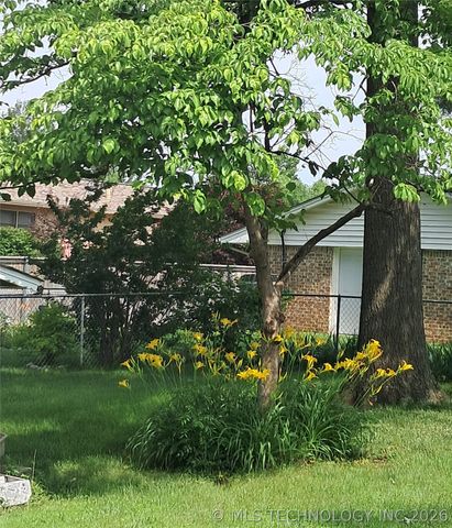 5837 E 62nd Place, Tulsa, OK 74136