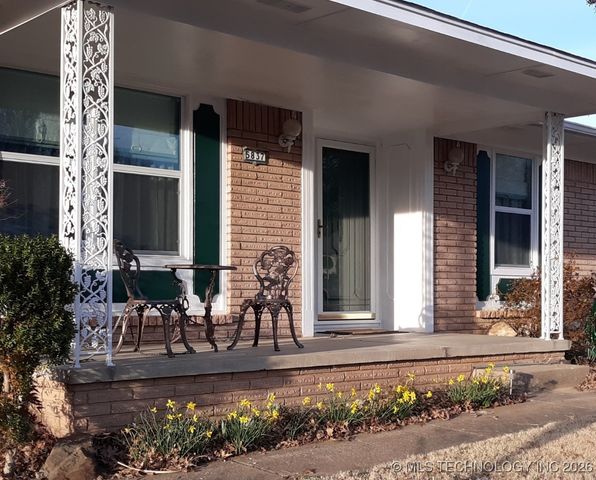 5837 E 62nd Place, Tulsa, OK 74136